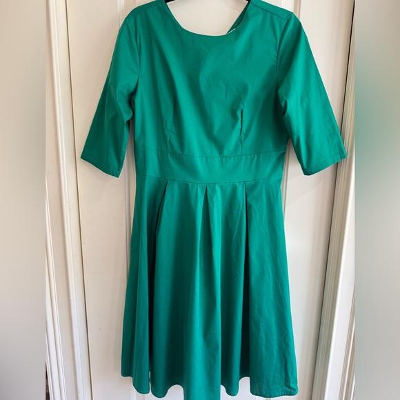 Emerald Green Fit & Flare Dress 3/4 Sleeve Midi Dress Size 6 - Picture 2 of 6